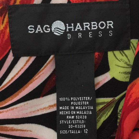 FINAL MARKDOWN Ladies’ Sag Harbor Floral Dress (12) - Picture 7 of 11